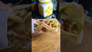 একটা তে মন ভরবে না?❤️ #ytshorts #food #cooking #recipe #chikenroll #eggroll #streetfood #streetfood