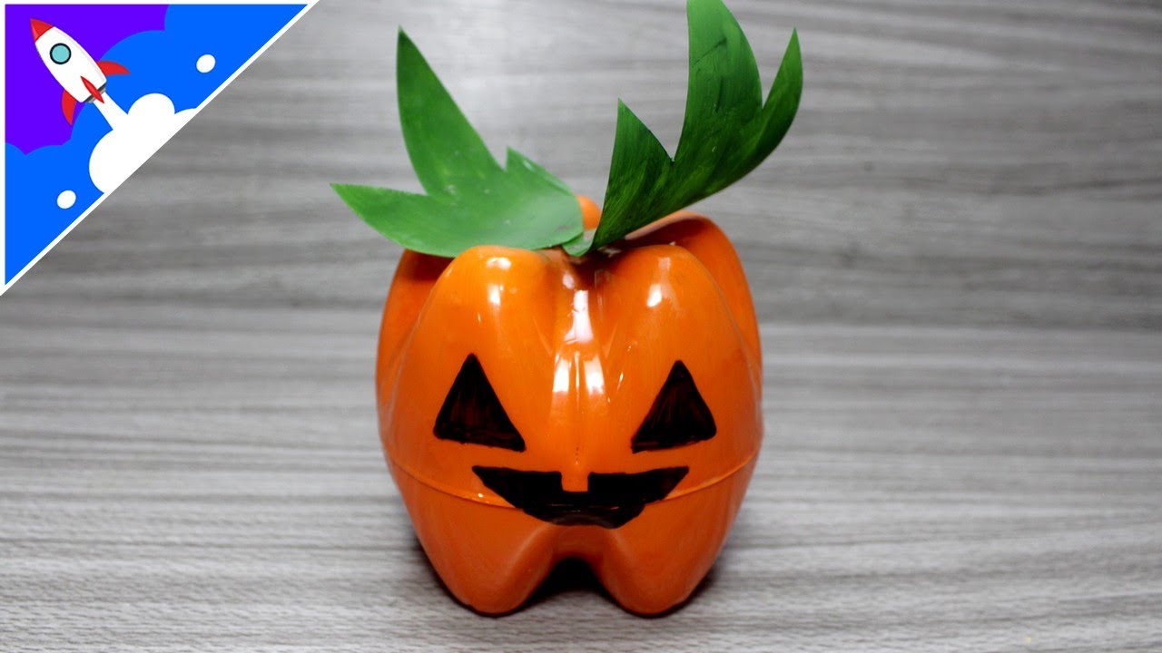 Como fazer uma abóbora de Halloween com garrafa PET