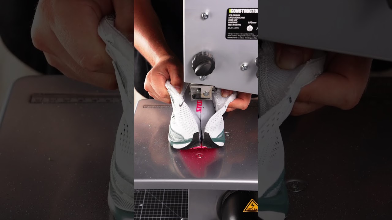 Cutting the Nike Pegasus 42 in half