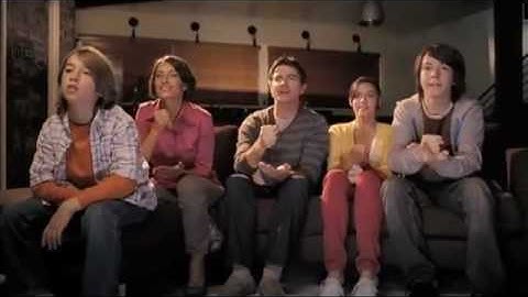 The Ultimate Console War: PS3 Vs. Xbox 360 Round 11 - The Future (Move vs Kinect) Part 1