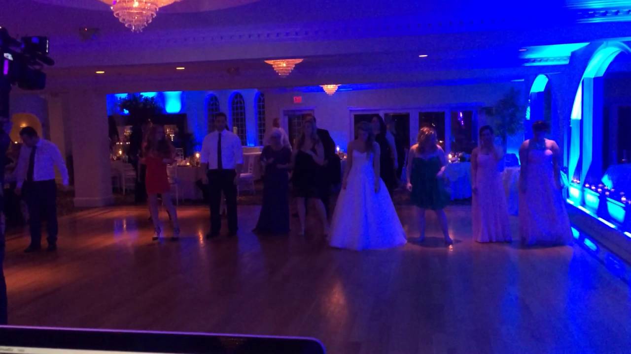 Move The Crowd Entertainment - Candlewood Inn