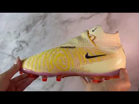 Бутсы Nike Phantom GX Elite FG желтые