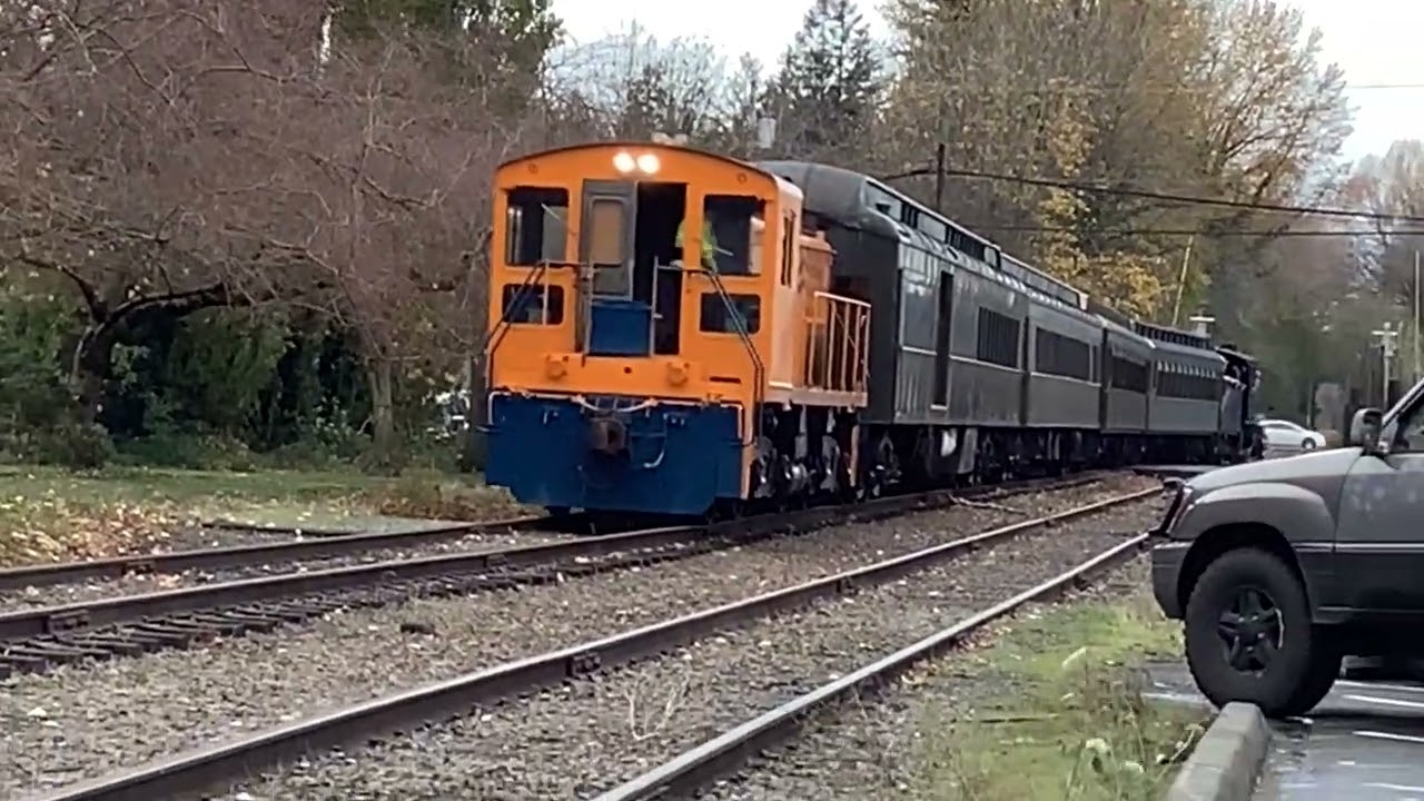 924 Into North Bend Historical Depot YouTube 924 Into North Bend Historical Depot YouTube
