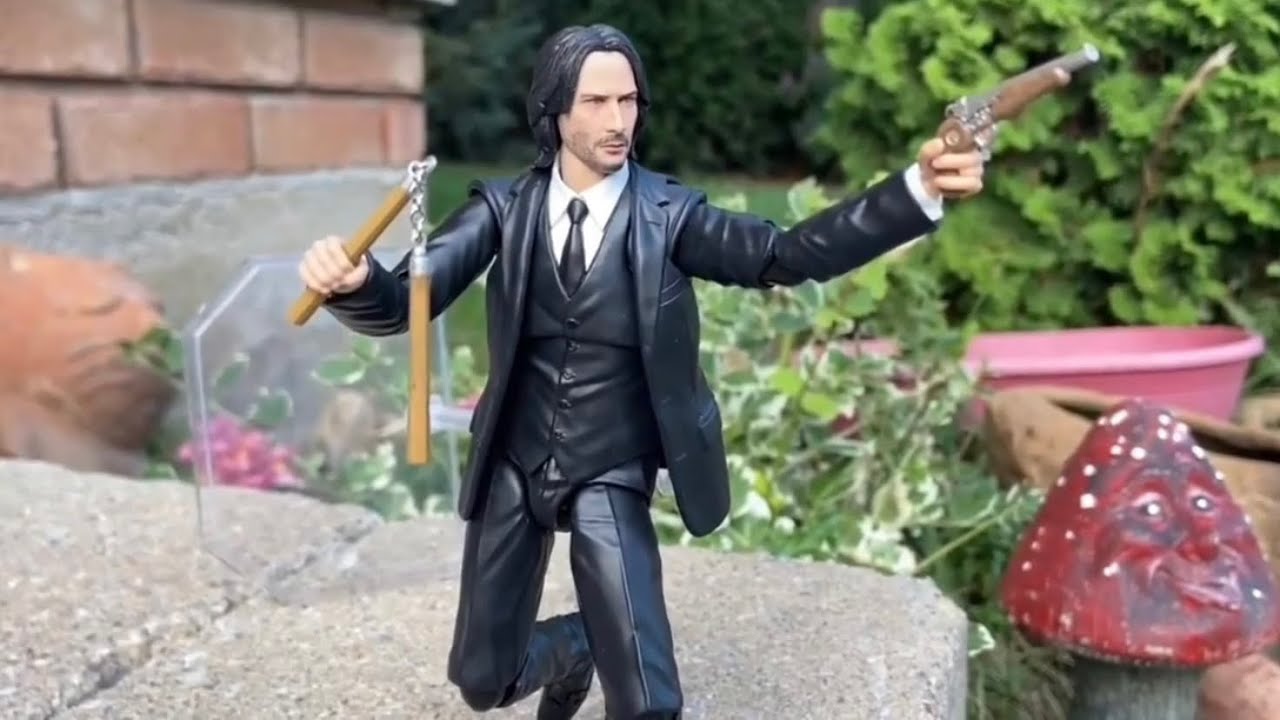 New Mafex John Wick Chapter 4 action figure in sale at Titan Toyz