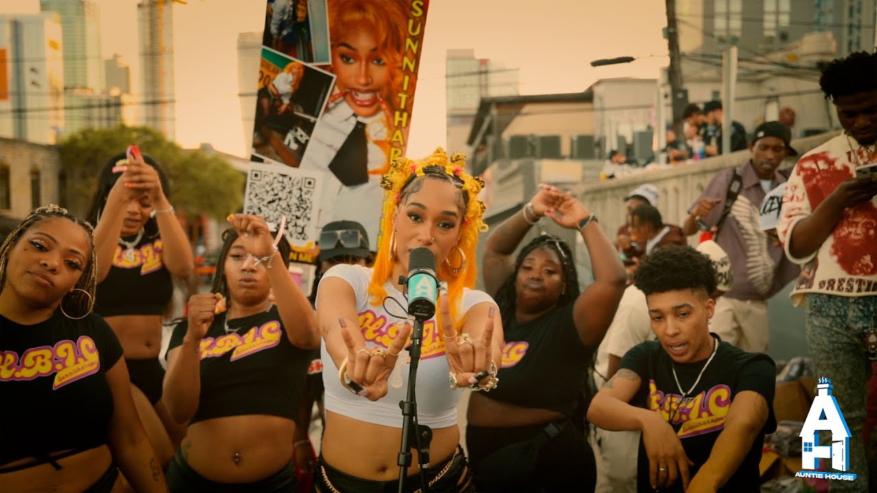 Sunnitharapper - I’m from Texas | Auntie House SXSW25 Performance 🎙️