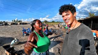 ASSIM FUI RECEBIDO NO MERCADO DOS CORNOS - ANGOLA ÁFRICA
