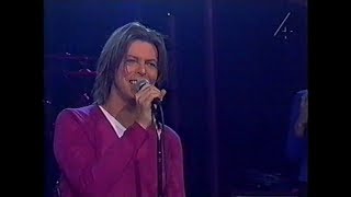 Video thumbnail of "David Bowie - Thursday's Child (Live Bingolotto 1999)"