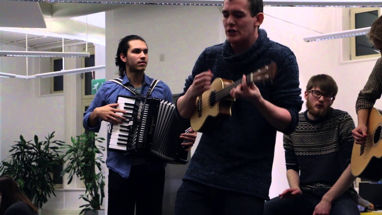 The Upsiders - Brown Eyed Girl (Van Morrison)