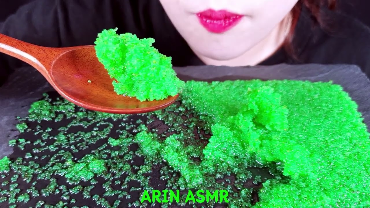 날치알검은접시그린