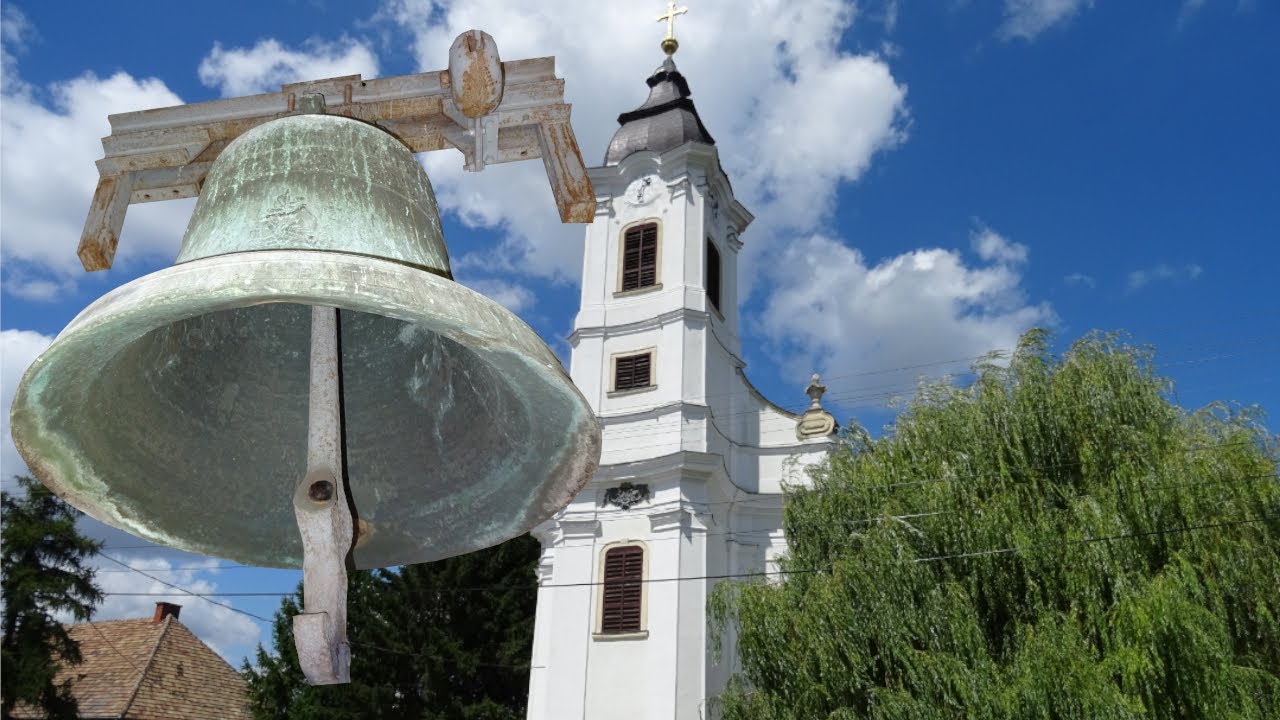 SZŐNY (H), A katolikus templom harangjai/Die Glocken der katholischen Kirche