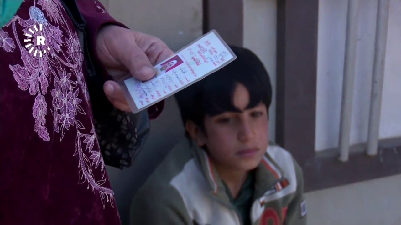 توزيع المواد الغذائية على آهالي حي الزهراء بمدينة #الموصل