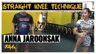 Straight Knee Technique with Anna "Supergirl" Jaroonsak