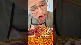 까르보불닭볶음면에 육회 먹어봤는데요