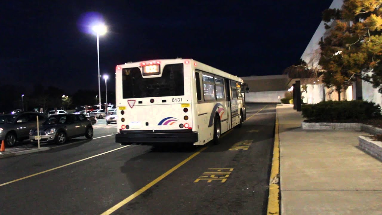 Nj Transit Veolia Bus 416 15 6131 On The 832 At Monmouth Nj Transit Veolia Bus 416 15 6131 On The 832 At Monmouth Mall