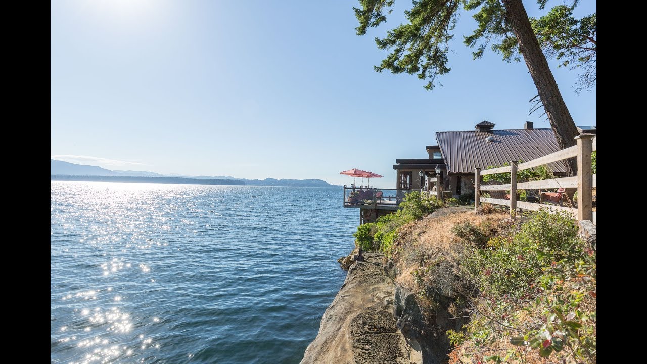 55-65 Mccvonvey Rd, Gabriola | Rachel Diesing - 360hometours.ca