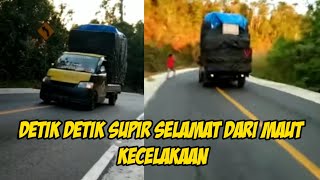 Viral Detik-detik mobil pickup lintas Tenggara mundur muatan 3 ton