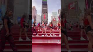 Stairs Shuffle Dance In New York Nice Dance Tiktok Video Ecruzn
