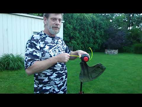Hoe je de 25cc Craftsman snoeihark weer bekleedt