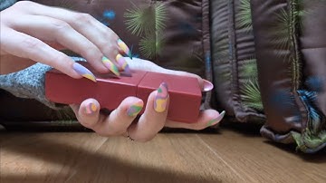 First ASMR Video: tapping & scratching (no talking)