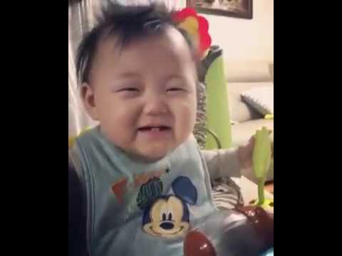 Video: Semasa Anak Mula Ketawa