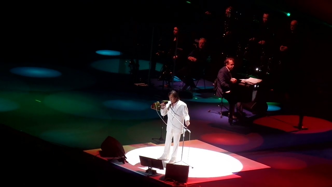 ROBERTO CARLOS Meo Arena 2024 05