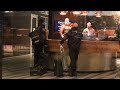 Grootschalig politieonderzoek na aantreffen overleden persoon - Kruisplein Rotterdam