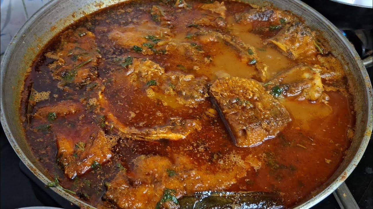 Ever tried Bhakura Machho Jholo ??? |ଓଡ଼ିଆଙ୍କ ପ୍ରିୟ ଭାକୁର ମାଛ ଝୋଳ | Katla Fish Curry In Odia style 