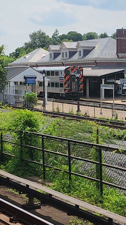 Trainspotter at Alexandria Virginia Station! VRE!