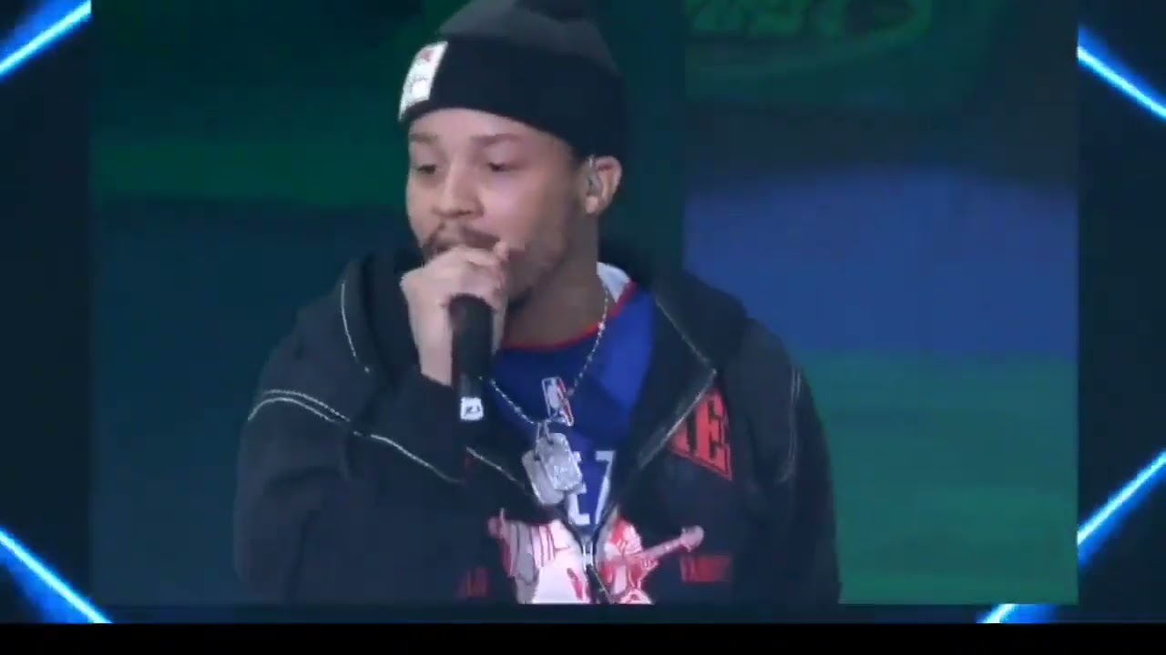 babyface ray and veeze pistons halftime