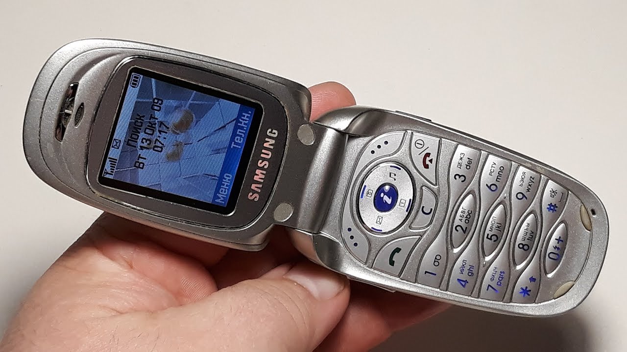 Samsung SGH E330 Review (Ringtones, games, backgrounds, camera) Ретро телефон