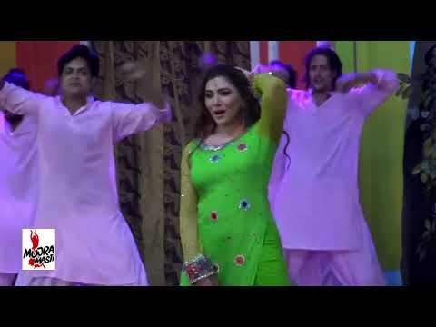 MUJRA QUEEN KHUSHBOO   KUNWARI MERI NATHLI    PAKISTANI MUJRA DANCE   NASEEB