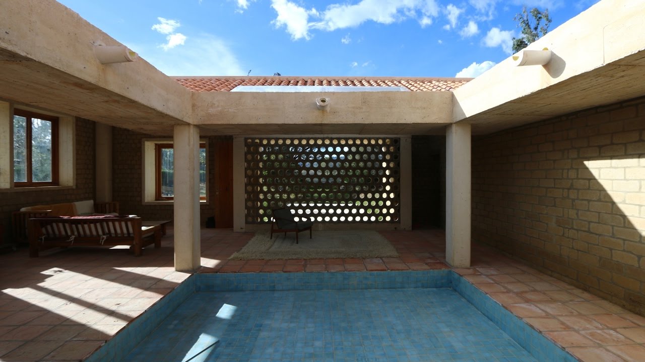 Houses With Courtyards  In The Middle  Zion Modern House 