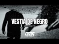 El de las rs  vestia de negro