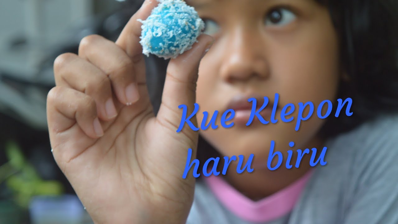 Buat kue klepon biru.. paling nendang enaknya - YouTube
