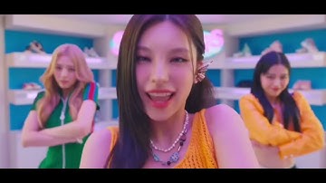 Itzy - Sneakers Reverse Music Video