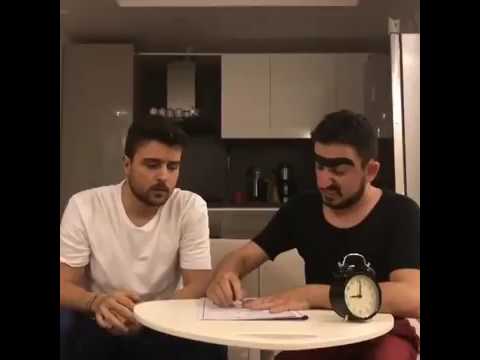 Cumali cebber ders çalıştırırken