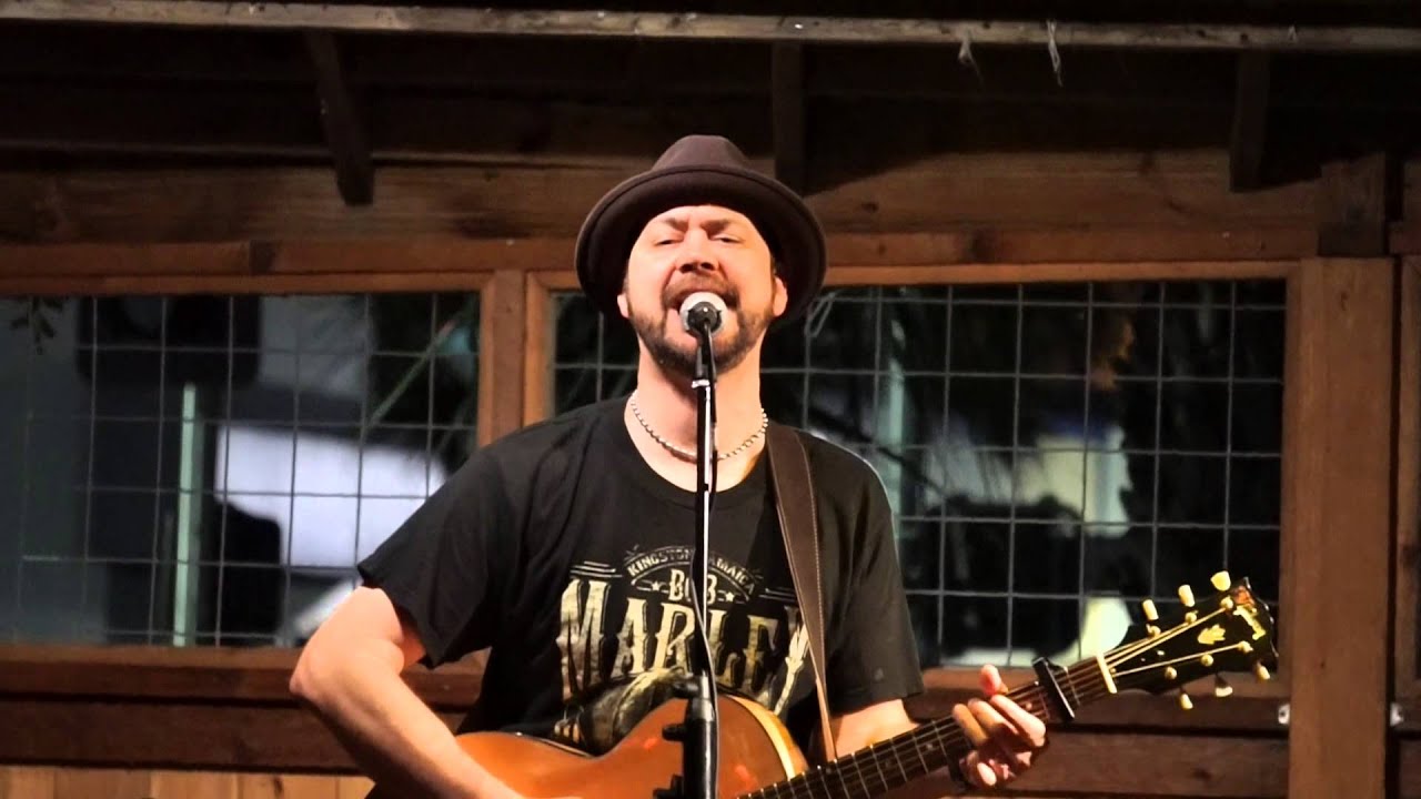 Paul Renna - Oak Tree auf YouTube ansehen Paul Renna - Oak Tree auf YouTube ansehen