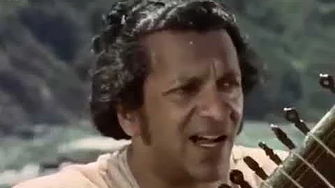 Ravi Shankar teaching George Harrison