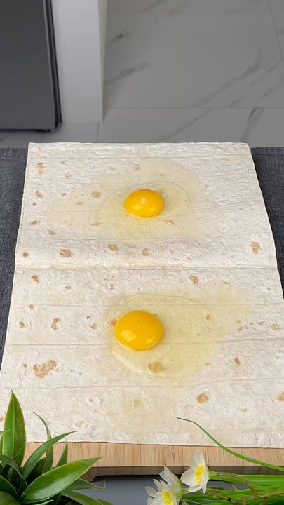 How to Make the Cheesiest 5-Minute Breakfast!