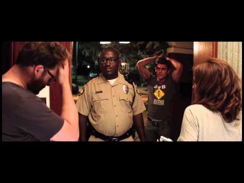 Bad Neighbours Official Trailer