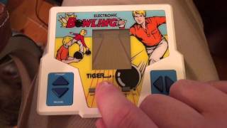Tiger Electronic Bowling C.1986