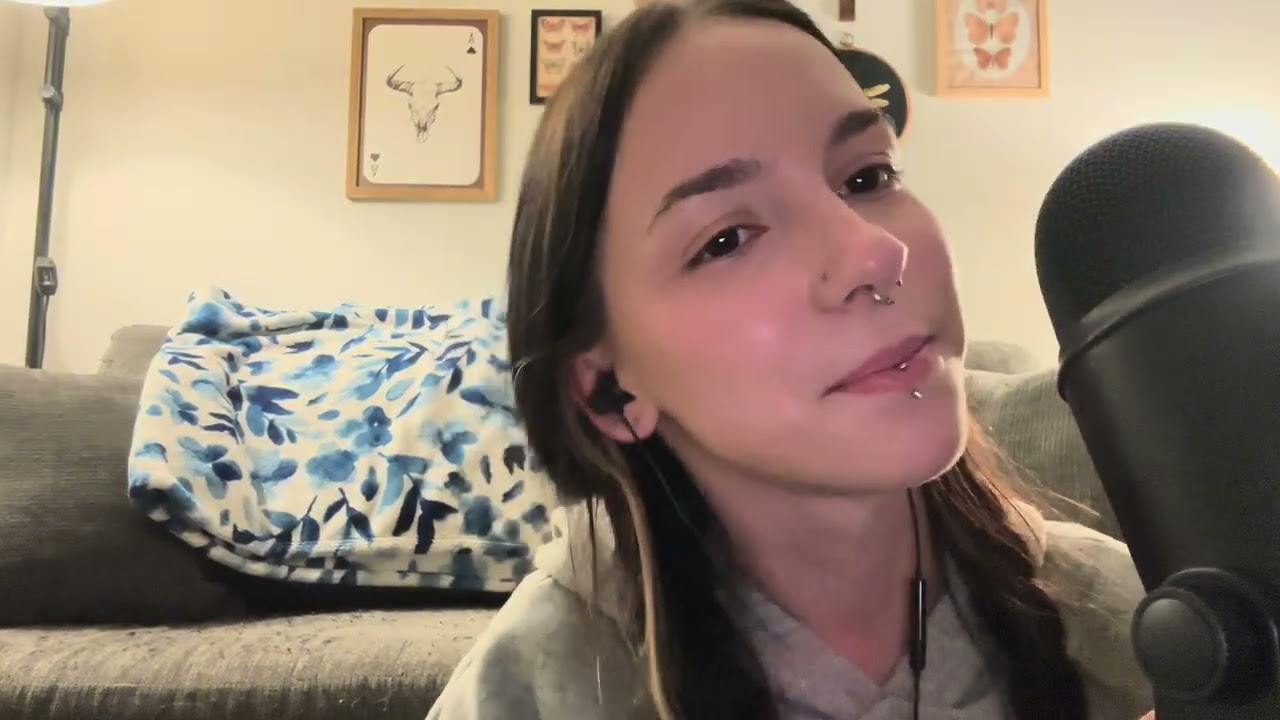 FIRST ASMR VIDEO 🐞💛| Whisper show & tell (get to know me) 