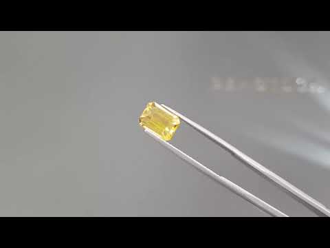 Octagon-cut golden sapphire 3.02 ct, Sri Lanka Video  № 2
