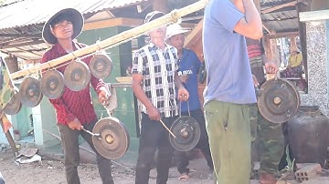 Cồng chiêng người Jrai Ayun Pa trong lễ hội Pơ thi//Phần 3