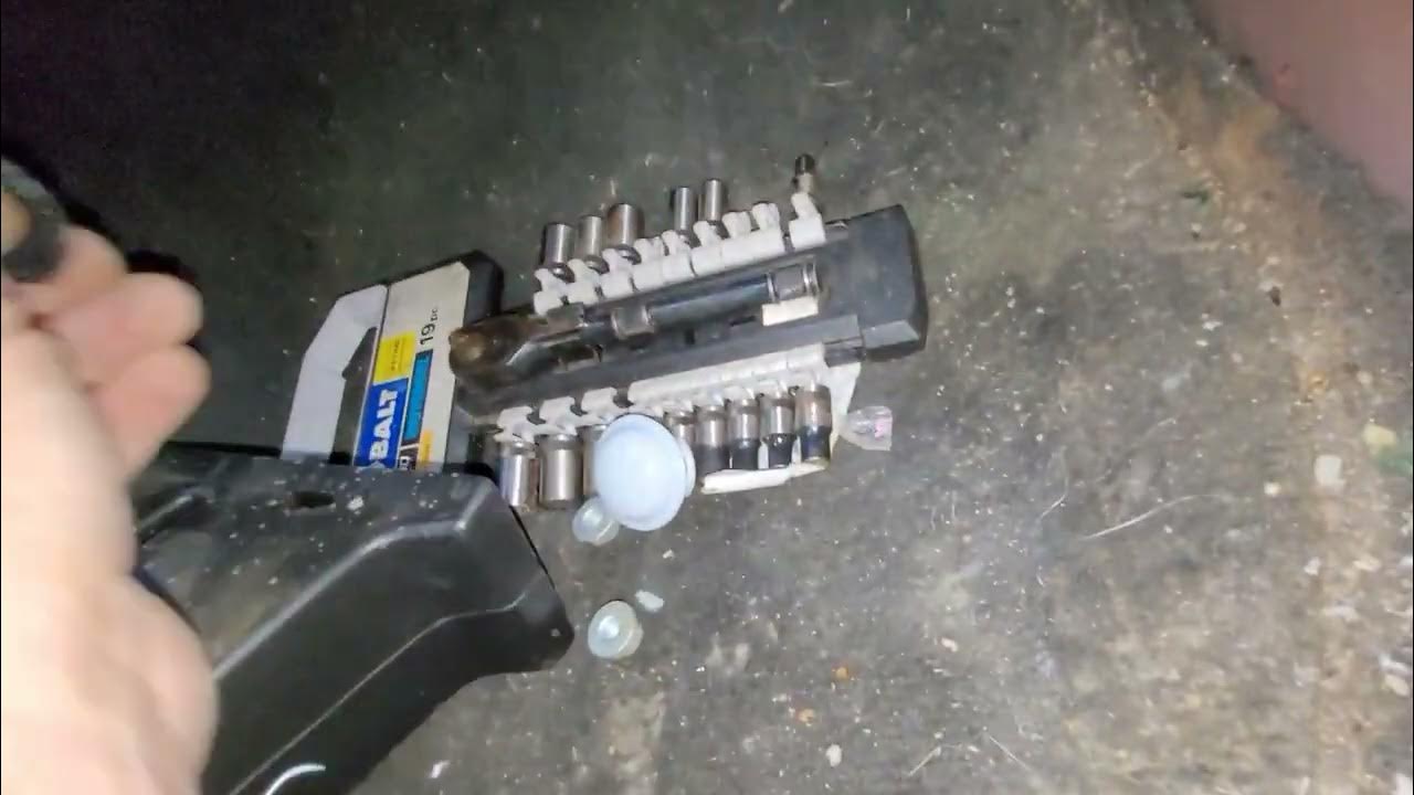 Dana's Garage 07 Dodge Nitro Heater Core Replacement Pt 5 box install