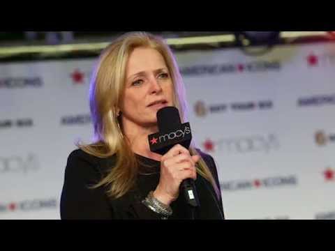 The 2015 Matrix Awards: Martine Reardon, CMO, Macy's - YouTube