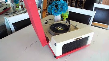 Tra-Vler record player playing a 45 RPM record