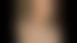 Tante tetek besar Live 18 