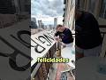 Ellas Felicitaron a Una Pareja y Fueron Invitadas a su Boda