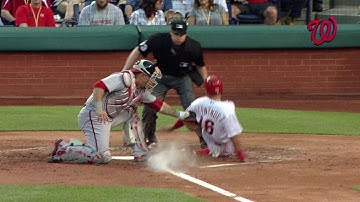 WSH@PHI: Espinosa nabs Hernandez at the plate